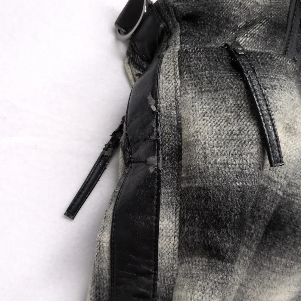 LULULEMON Gray Wool Blend Tote Yoga Gym Laptop Fast In Flight Bag